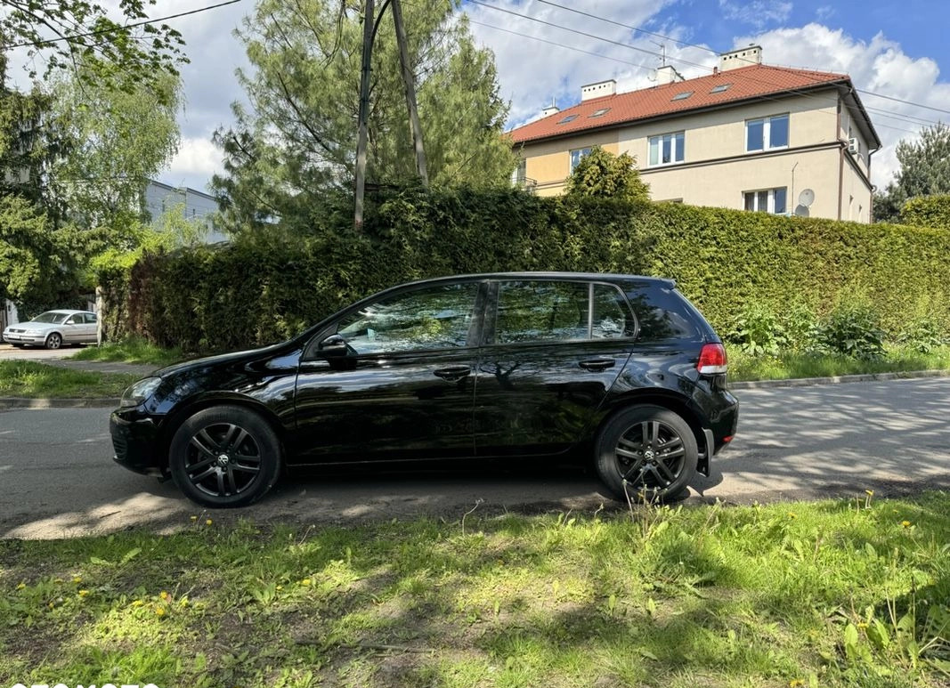 Volkswagen Golf cena 22500 przebieg: 233714, rok produkcji 2010 z Warszawa małe 67